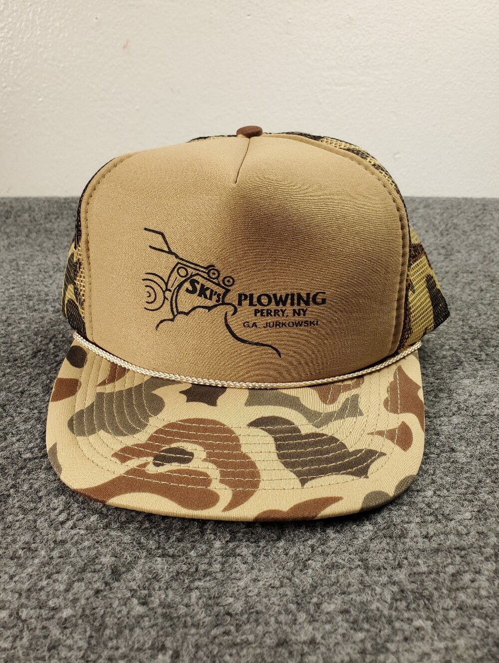 Vintage Skis Plowing Perry NY Duck Camo Trucker Hat Snapback Foam Mesh Tan Green